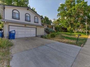 569 S Field Court