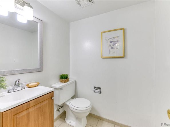 569 S Field Court, Lakewood CO 80226