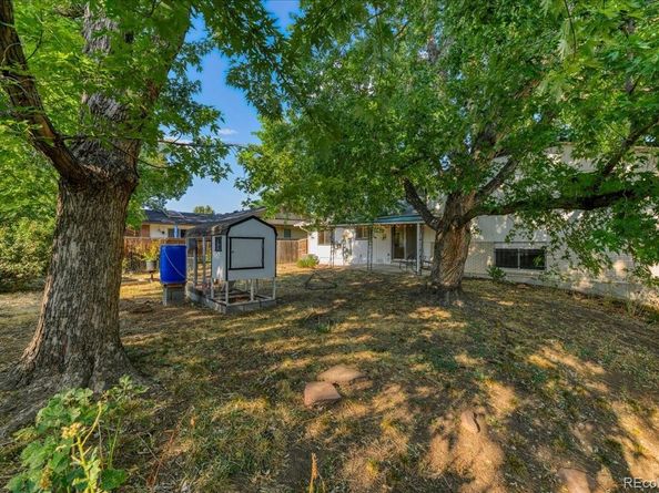 569 S Field Court, Lakewood CO 80226
