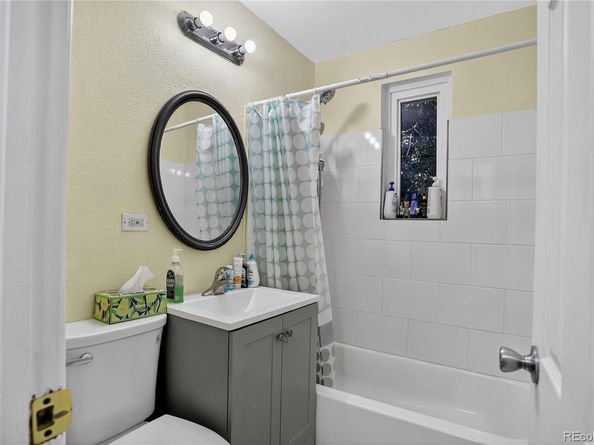 1424 Galena Street, Aurora CO 80010
