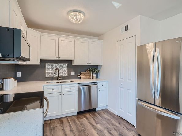 6800 E Tennessee Avenue 613, Denver CO 80224