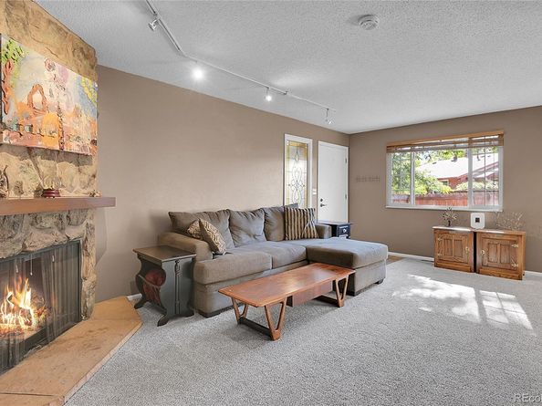 7196 W Portland Avenue, Littleton CO 80128