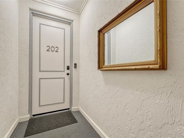 4250 S Olive Street 202, Denver CO 80237