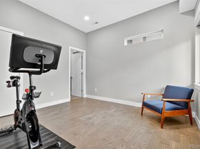 3360 W 38th Avenue 10, Denver CO 80211