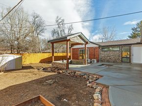 938 Salem Street, Aurora CO 80011