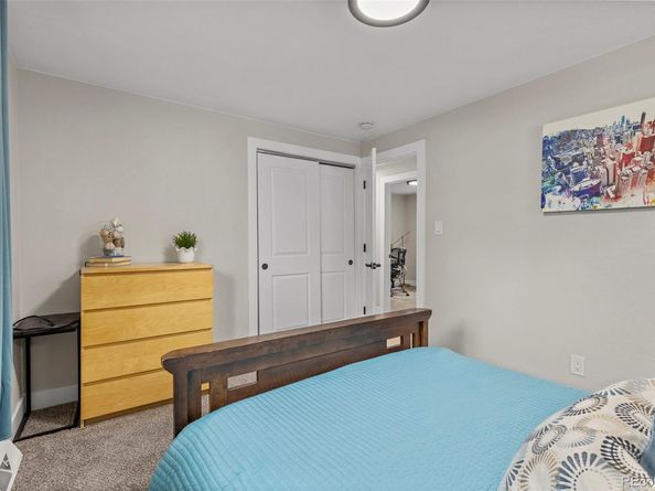 3222 Blackhawk Circle, Aurora CO 80011