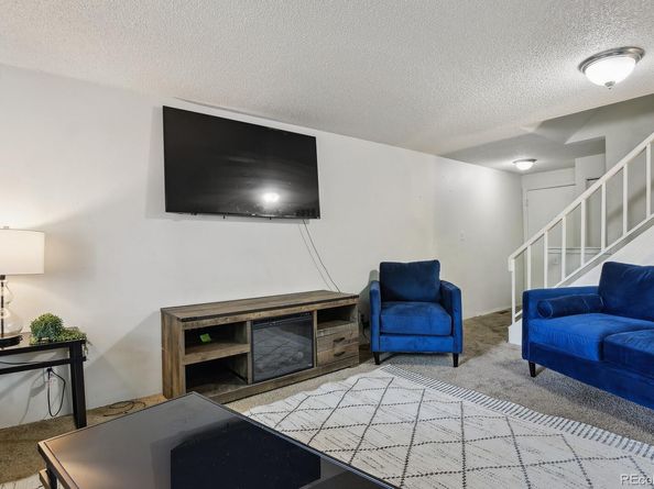2826 S Lansing Way, Aurora CO 80014