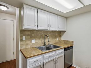2826 S Lansing Way, Aurora CO 80014