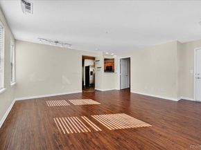 5201 S Fox Street 101, Littleton CO 80120