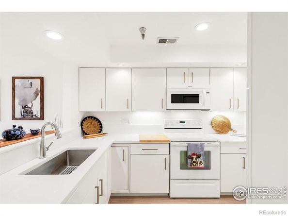 624 Pearl Street, Boulder CO 80302