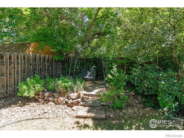 852 Hubbard Drive, Longmont CO 80504