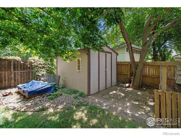 852 Hubbard Drive, Longmont CO 80504