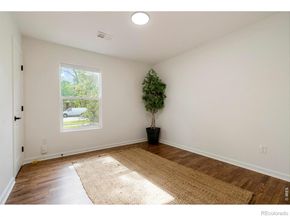 814 Baker Street, Longmont CO 80501