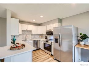 2130 S Vaughn Way 205 E, Aurora CO 80014