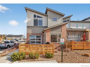 19518 E Sunset Circle, Aurora CO 80015