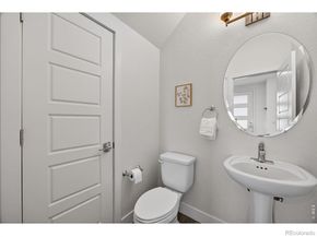 19518 E Sunset Circle, Aurora CO 80015