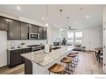 2743 Bear Springs Cir Dr