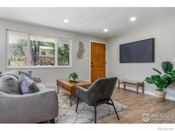 1120 Hartford Drive, Boulder CO 80305
