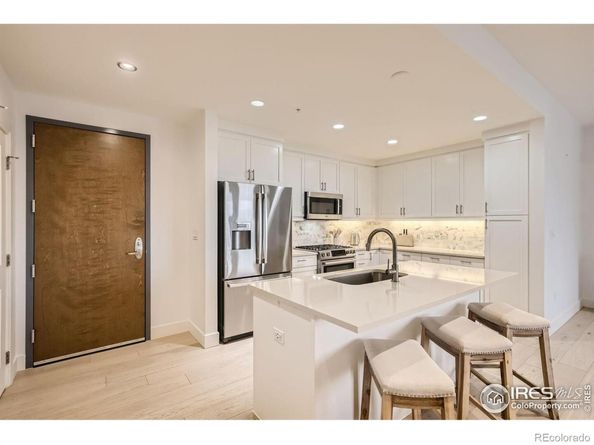 3301 Arapahoe Avenue 402, Boulder CO 80303