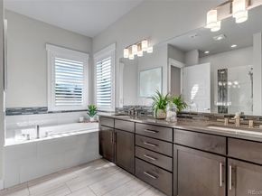 7036 S Espana Way, Centennial CO 80016