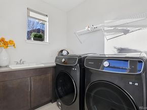 8055 E Prairie Meadow Drive, Denver CO 80238