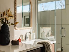 1735 W 34th Avenue, Denver CO 80211