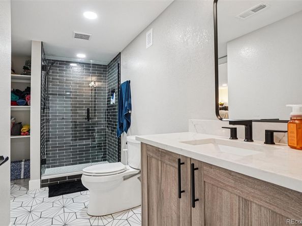 Undisclosed Address #7296177, Littleton CO 80127
