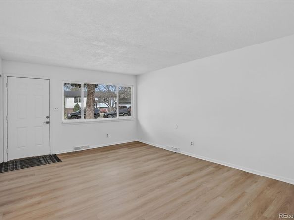 1820 Meadow Lane, Longmont CO 80501