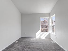 1563 S Danube Way 101, Aurora CO 80017