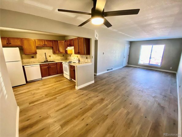 987 Vaughn Street, Aurora CO 80011