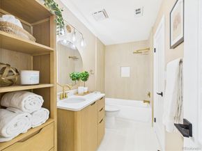 7205 S Gaylord Street G, Centennial CO 80122