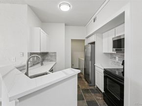 6001 S Yosemite Street B102, Greenwood Village CO 80111