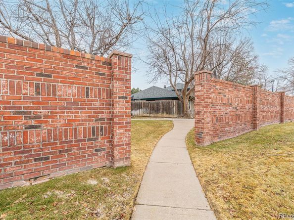 5928 S Willow Way, Greenwood Village CO 80111