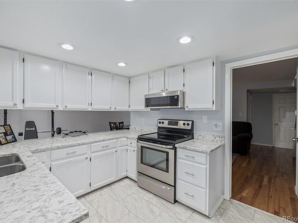 5928 S Willow Way, Greenwood Village CO 80111