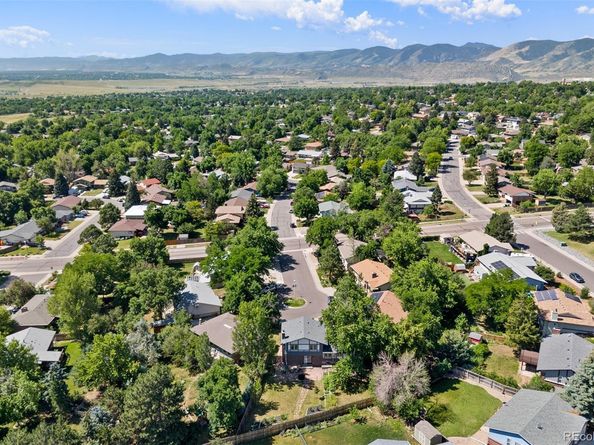 1332 S Yank Street, Lakewood CO 80228