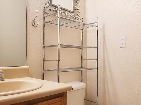 Undisclosed Address #3673299, Aurora CO 80015