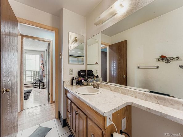1137 S Norfolk Street, Aurora CO 80017