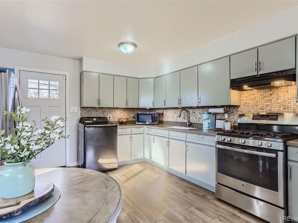 841 N OAKLAND Street, Aurora CO 80010