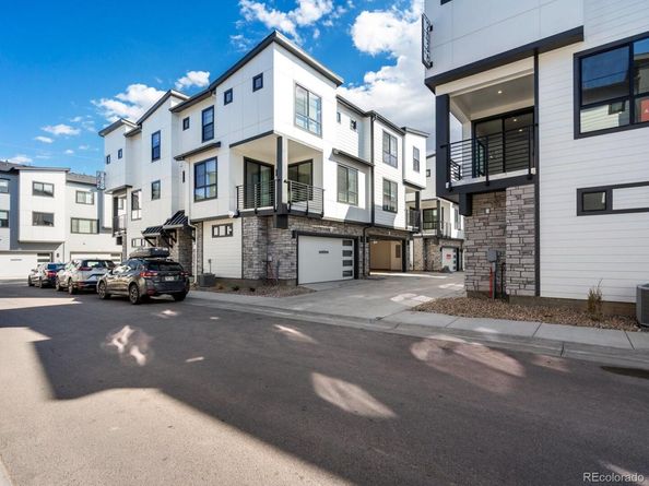 2056 S Holly Street 3, Denver CO 80222