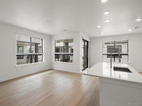2056 S Holly Street 3, Denver CO 80222