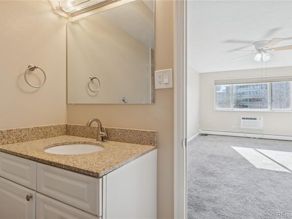 660 S Alton Way 7B, Denver CO 80247