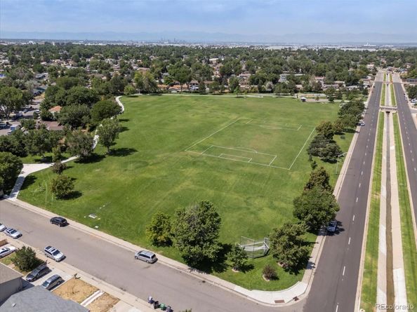 5542 Crown Boulevard, Denver CO 80239