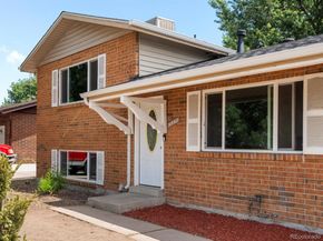 5542 Crown Boulevard, Denver CO 80239