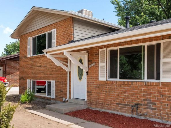 5542 Crown Boulevard, Denver CO 80239