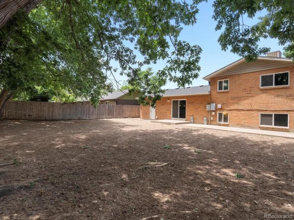 5542 Crown Boulevard, Denver CO 80239