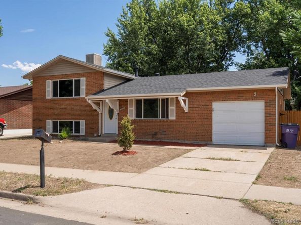 5542 Crown Boulevard, Denver CO 80239
