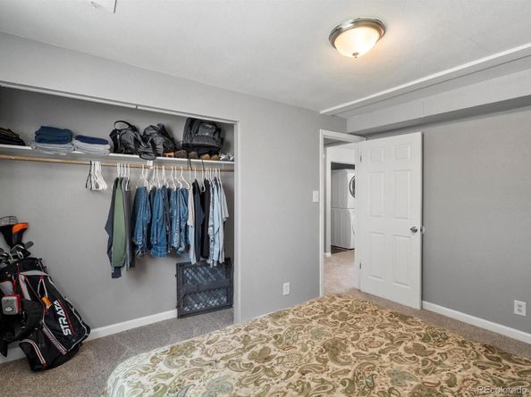 5542 Crown Boulevard, Denver CO 80239
