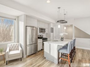 5642 W 10th Place, Lakewood CO 80214