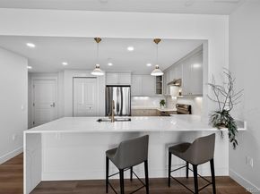 7220 W Bonfils Lane 302, Lakewood CO 80226