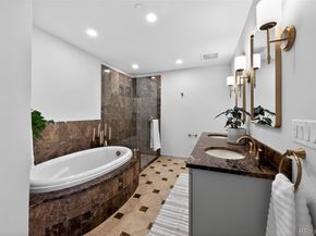 7220 W Bonfils Lane 302, Lakewood CO 80226